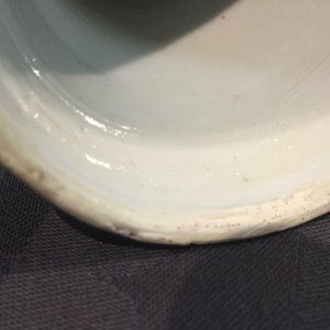 Een set van vier bodemloze Chinese blauw-witte stolpjes met floraal decor, Qianlong, 18e eeuw — foto 8
