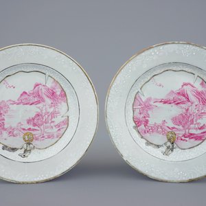 Een set van vier Chinese borden met bianco sopra bianco decor, Qianlong, 18e eeuw — foto 3