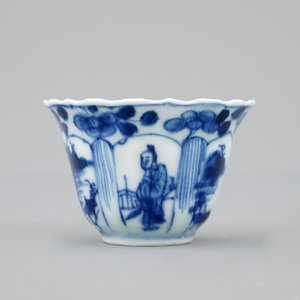 Een set van zes Chinese blauw-witte kopjes en schoteltjes, Kangxi — foto 7