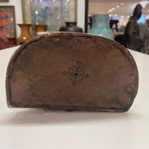 Een Sino-Tibetaanse bronzen figuur van Mahakala, 17/18e eeuw — foto 15