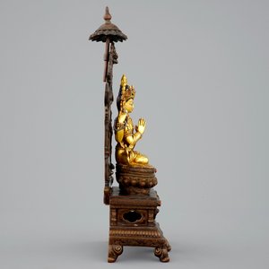 Een Sino-Tibetaanse deels verguld bronzen figuur van Shadakshari Lokeshvara op een troon, 19/20e eeuw — foto 5