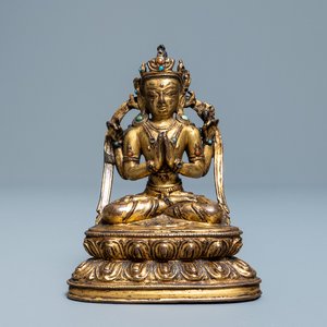 Een Sino-Tibetaanse verguld bronzen en ingelegde figuur van Boeddha, Ming — foto 1