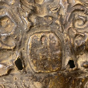 Een Sino-Tibetaanse verguld bronzen figuur van Boeddha, 17/18e eeuw — foto 16