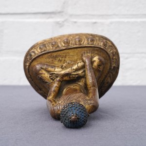 Een Sino-Tibetaanse verguld bronzen figuur van Boeddha, 17/18e eeuw — foto 13