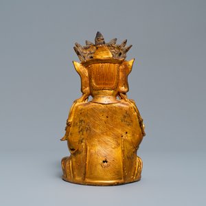 Een Sino-Tibetaanse verguld bronzen figuur van Boeddha, Ming — foto 4