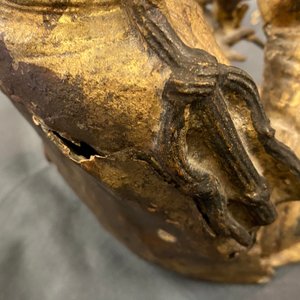 Een Sino-Tibetaanse verguld bronzen figuur van Boeddha, Ming — foto 13