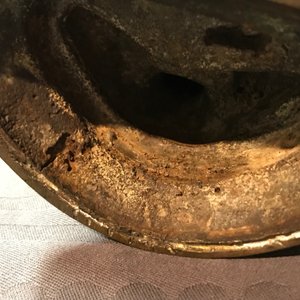 Een Sino-Tibetaanse verguld bronzen figuur van Boeddha Shakyamuni, 17/18e eeuw — foto 16