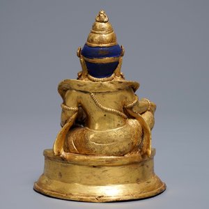 Een Sino-Tibetaanse verguld bronzen figuur van Jambhala, 19/20e eeuw — foto 3