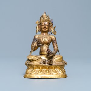 Een Sino-Tibetaanse verguld koperen figuur van Boeddha, 18/19e eeuw — foto 2