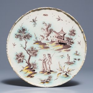 Een tazza met landschap in Italiaanse majolica, Pavia, atelier Levantino, 18e eeuw — foto 1