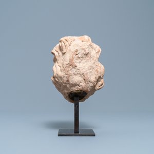 Een terracotta mannenhoofd in hellenistische stijl, India, Gandhara, 2e/4e eeuw — foto 4
