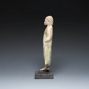 Een Thaise bronzen Boeddha in Dvaravati-stijl, wellicht 7/8e eeuw — foto 5