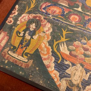Een thangka met Padmasambhava ofwel Guru Rinpoche, Tibet, 18e eeuw — foto 13