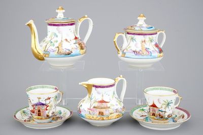 Een theeservies voor twee personen (tête-à-tête) met chinoiserie decor, Bayeux, 19e eeuw