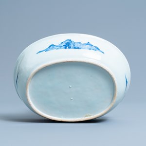 Een uitgebreid Chinees blauw-wit servies met jachtdecor, 18/19e eeuw — foto 8