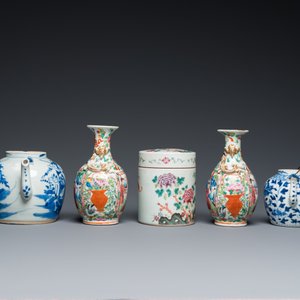Een uitgebreide collectie divers Chinees porselein, 19/20e eeuw — foto 11