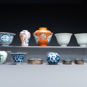 Een uitgebreide en diverse collectie Chinees porselein, Kangxi en later — foto 9