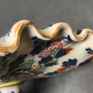 Een uitzonderlijk driedelig Chinees famille rose epergne tafelstuk, 19e eeuw — foto 18