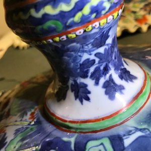 Een uitzonderlijk driedelig Chinees famille rose epergne tafelstuk, 19e eeuw — foto 28