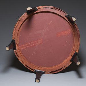 Een uitzonderlijk groot Chinees rijsttafelservies in Canton email in originele Cantonese vergulde en gelakte presenteertafel, 18/19e eeuw — foto 12