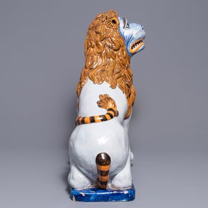 Een uitzonderlijk groot model van een leeuw in Frans aardewerk, Rouen, 19e eeuw — foto 3