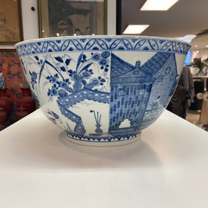 Een uitzonderlijk grote Chinese blauw-witte kom, Kangxi — foto 58