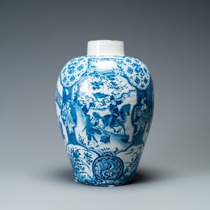 Een uitzonderlijke grote blauw-witte Delftse chinoiserie vaas, 17/18e eeuw — foto 6