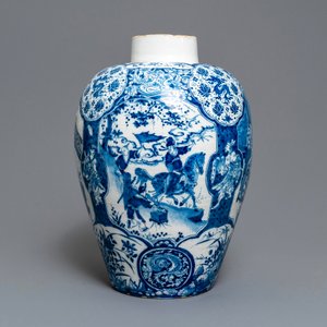 Een uitzonderlijke grote blauw-witte Delftse chinoiserie vaas, 17/18e eeuw — foto 15