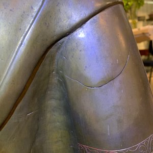 Een uitzonderlijke grote bronzen figuur van Boeddha, Nepal, 18e eeuw — foto 39