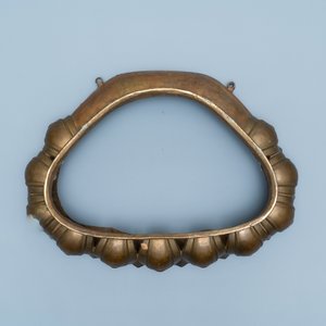 Een uitzonderlijke grote bronzen figuur van Boeddha, Nepal, 18e eeuw — foto 10