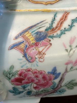 Een uitzonderlijke grote zeshoekige Chinese famille rose theepot met deksel, Yongzheng — foto 14