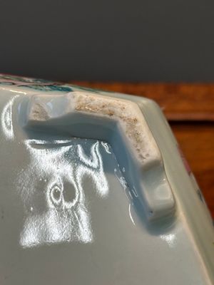 Een uitzonderlijke grote zeshoekige Chinese famille rose theepot met deksel, Yongzheng — foto 20