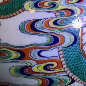 Een uitzonderlijke keizerlijke Chinese doucai vaas met draken, Qianlong zegelmerk en periode — foto 26