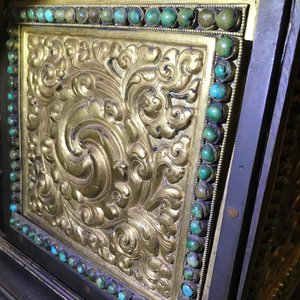 Een verguld bronzen en koperen inklapbare 'tepchog' altaartafel, Tibet, 19e eeuw — foto 25