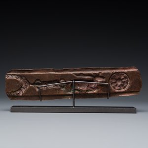 Een verguld koperen altaarfragment, Tibet, 17e eeuw — foto 3