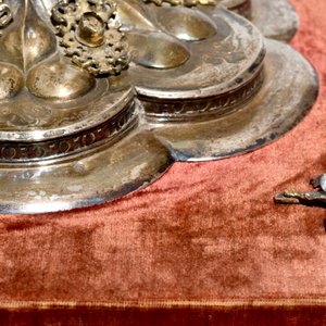 Een verguld zilveren monstrans met inlegwerk van half-edelstenen, gedateerd 1614 — foto 10