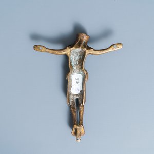 Een vergulde bronzen Corpus, Schwaben, Duitsland, 12e eeuw — foto 3