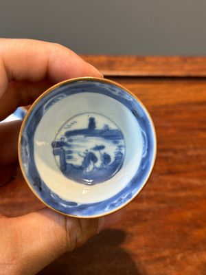 Een verzameling van 23 Chinese koppen en schotels, Kangxi/Qianlong — foto 9