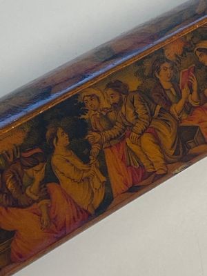 Een verzameling van acht gelakte papier-maché pennendozen of qalamdans, Qajar, Perzië, 19e eeuw — foto 62