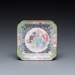 Een vierkant Chinees schoteltje met een wijndrinkende geleerde in Canton email, Yongzheng/Qianlong — foto 1