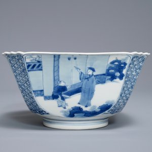 Een vierkante Chinese blauwwitte kom met figuren, Chenghua merk, Kangxi — foto 3