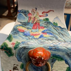 Een vierkante Chinese famille rose vaas met onsterfelijken, 19e eeuw — foto 24
