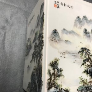 Een vierkante Chinese qianjiang cai penselenbeker met landschappen, 20e eeuw — foto 14