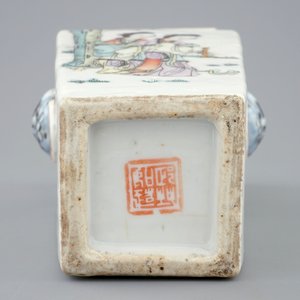 Een vierkante Chinese qianjiang cai vaas, 19/20e eeuw — foto 7