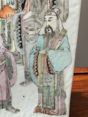 Een vierkante Chinese qianjiang cai vaas, gesigneerd Huang Ruming 黃汝銘, 19/20e eeuw — foto 9