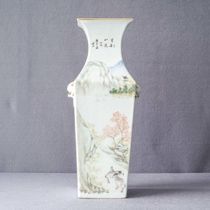Een vierkante Chinese qianjiang cai vaas met figuren, 19/20e eeuw — foto 9