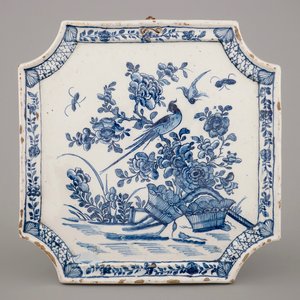 Een vierkante plaquette in blauw-wit Delfts aardewerk, ca. 1740 — foto 1
