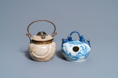 Een Vietnamese 'Bat Trang' steengoed waterpijp en een Chinese 'Bleu de Hue' lijmpot, 19e eeuw