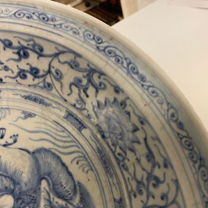 Een Vietnamese of Annamese blauw-witte schotel met twee vogels, 15e eeuw — foto 5