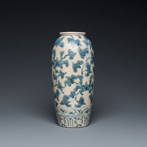 Een Vietnamese of Annamese blauw-witte vaas, 14/15e eeuw — foto 4